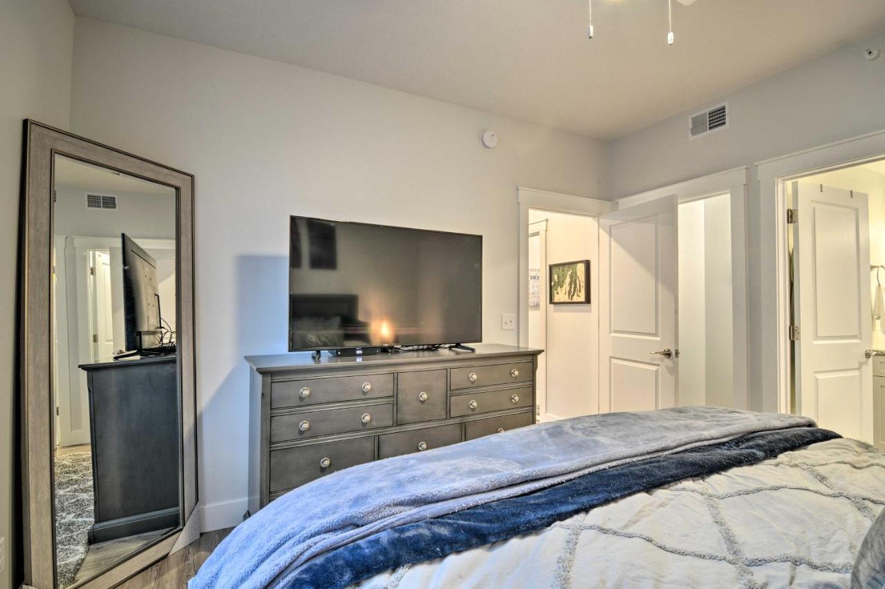 Modern Traverse City Condo About 1 Mi To Bay! 外观 照片