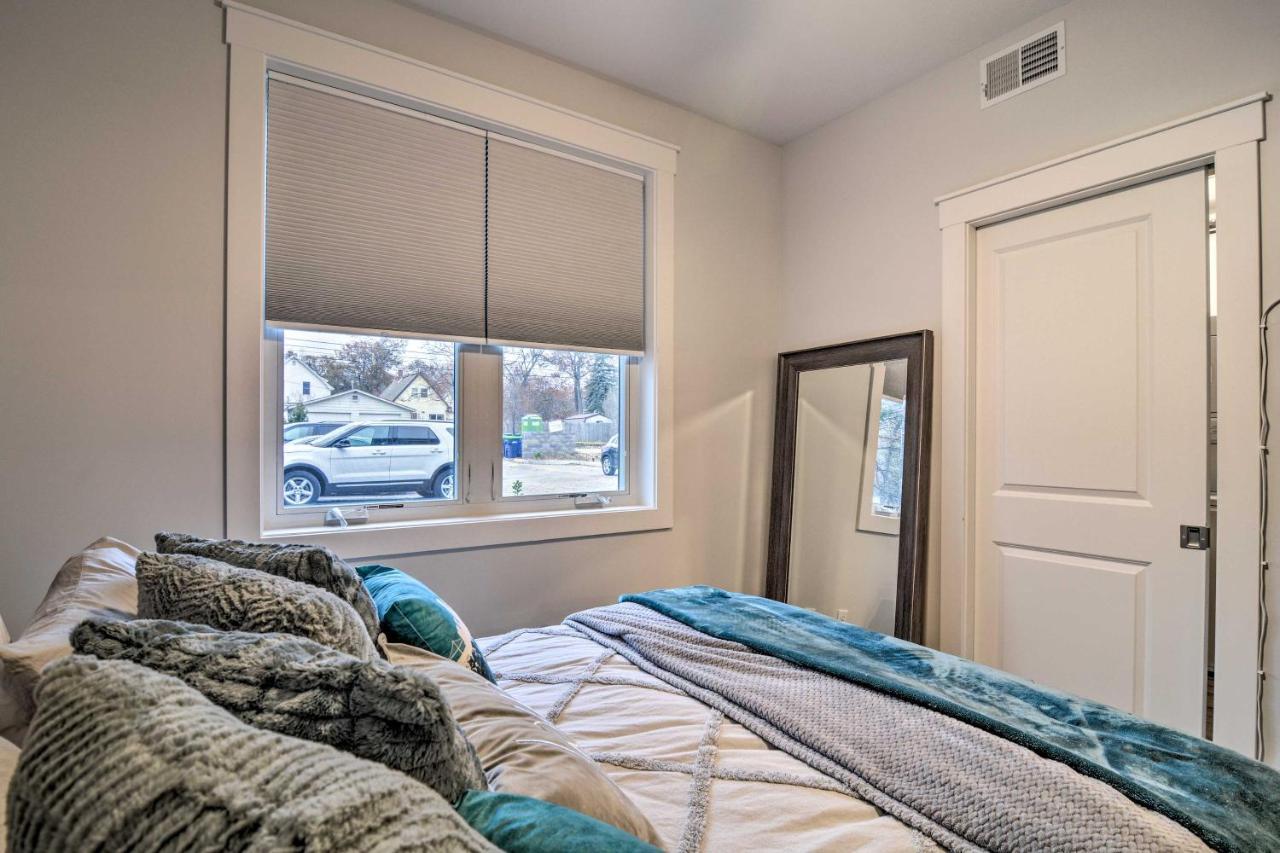 Modern Traverse City Condo About 1 Mi To Bay! 外观 照片
